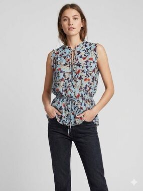 Chloe Blue Floral Patterned Top